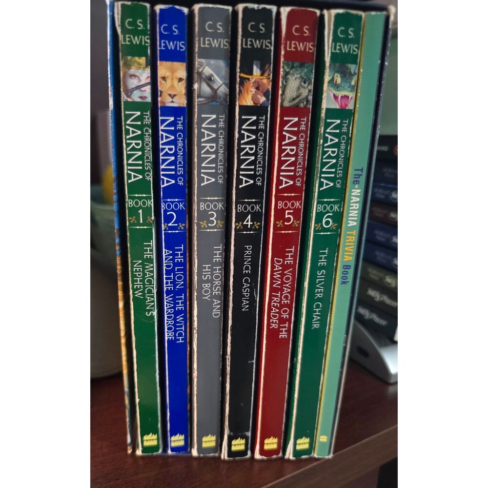 The Chronicles of Narnia 8-Book Box Set + Trivia Book Paperback - Gently used